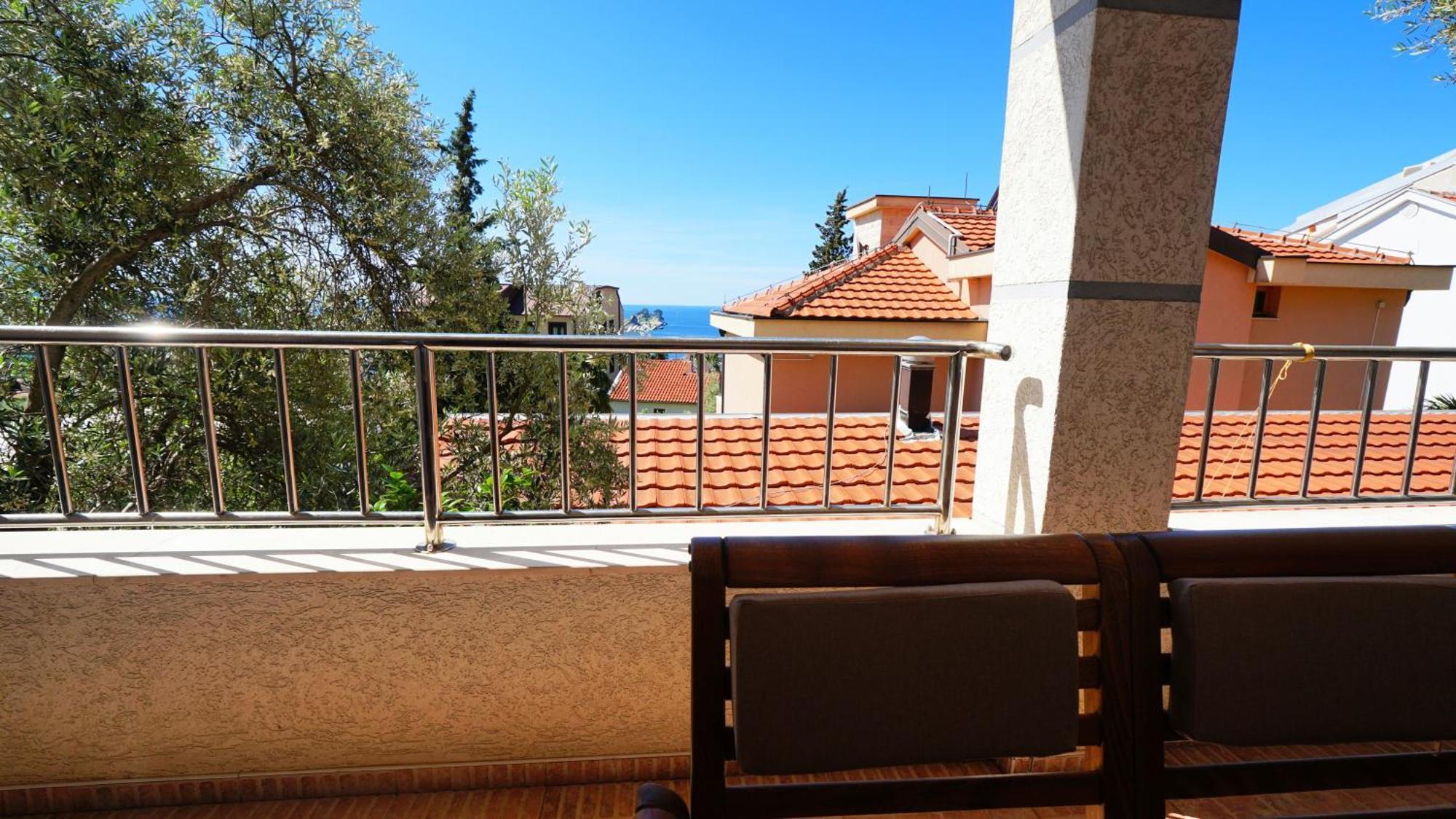 Medin Apartments Bluvista Петровац Экстерьер фото