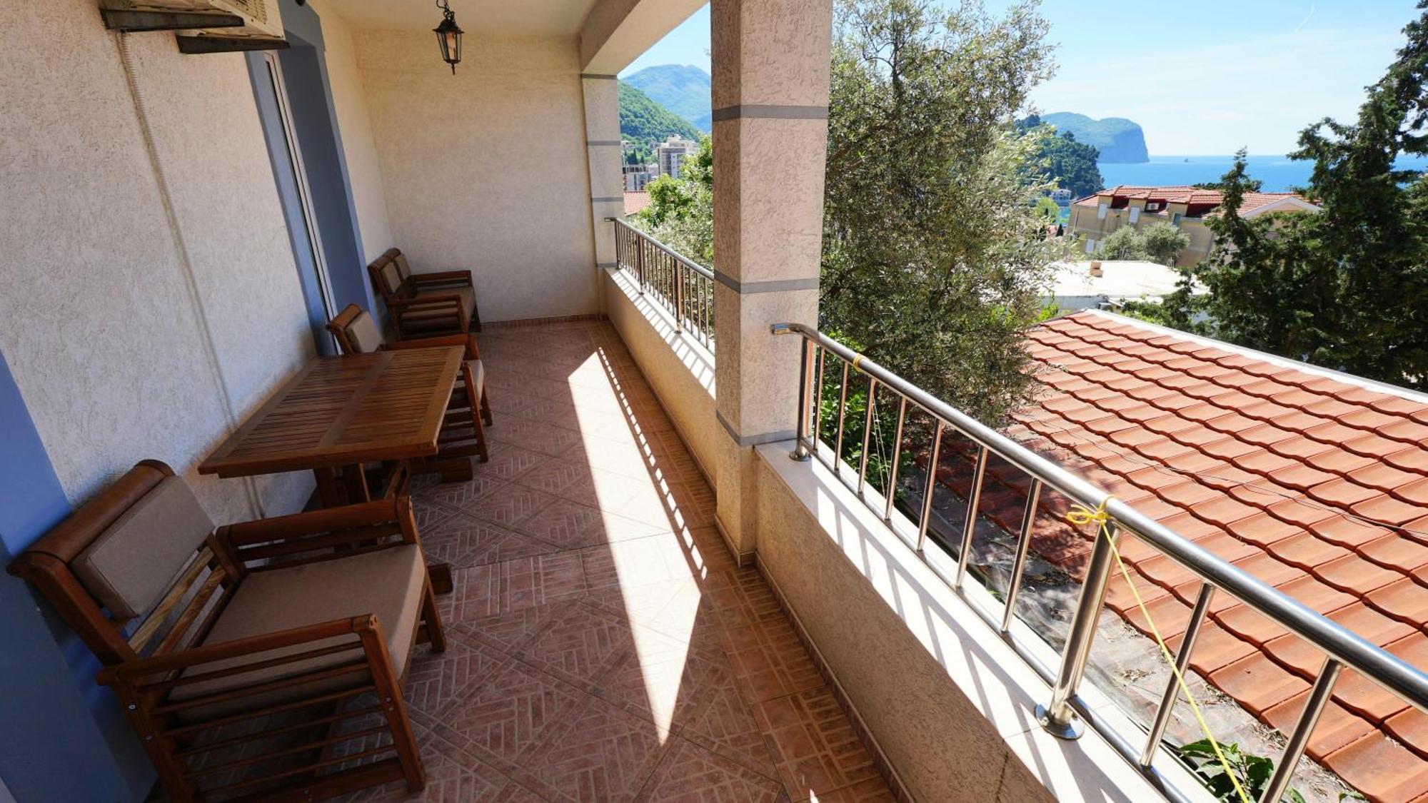 Medin Apartments Bluvista Петровац Экстерьер фото